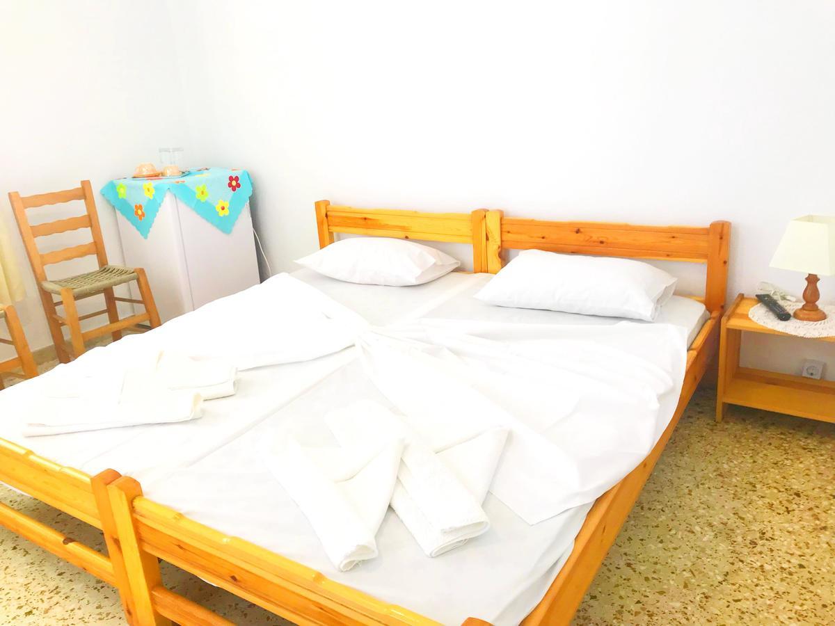 Katerina beach rooms Ándros Exterior foto